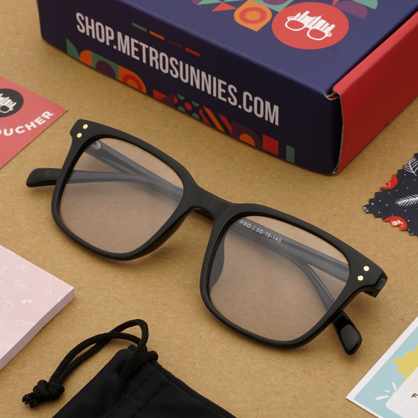 MetroSunnies Hunter (Black) / Con-Strain PRO Photochromic Blue Light / UV400 / Anti-Radiation