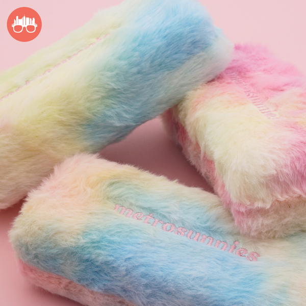 MetroSunnies Sassy Plush Faux Fur Hard Case Eyewear Case Holder for Sunnies and Specs (Rainbow)